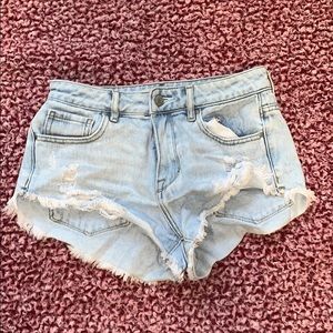 blue light washed jeans